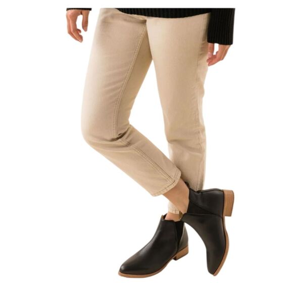 Nisolo Eva Everyday Chelsea Black Leather Ankle Boots - Picture 2 of 10